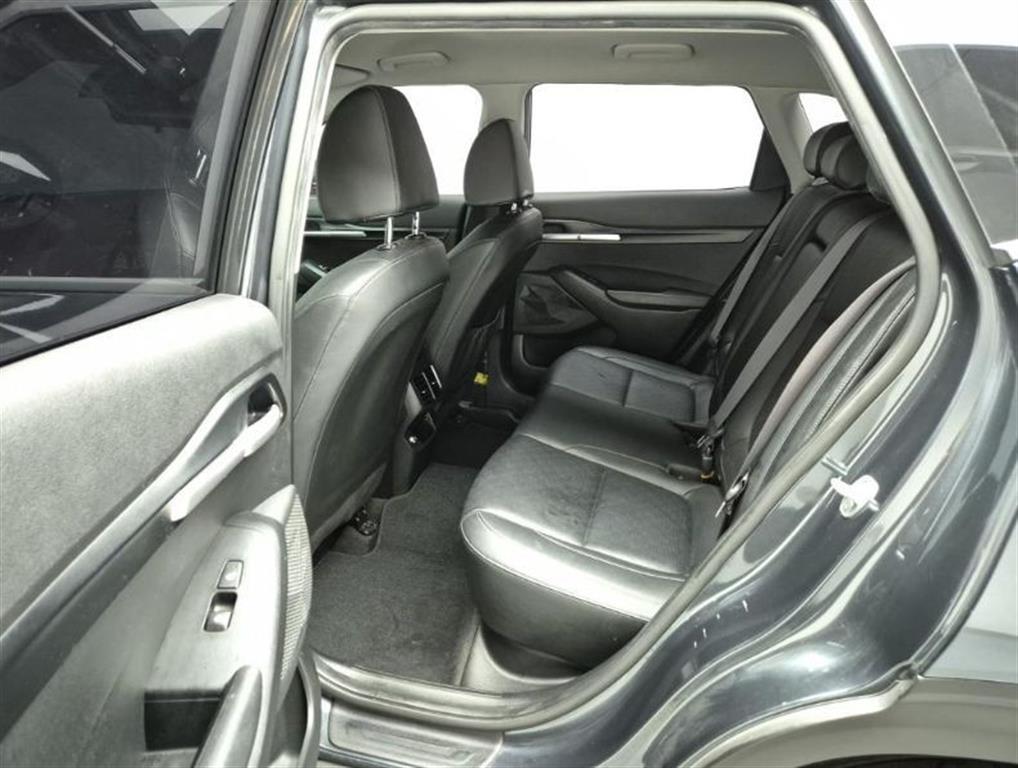 KIA Seltos - Vista 12