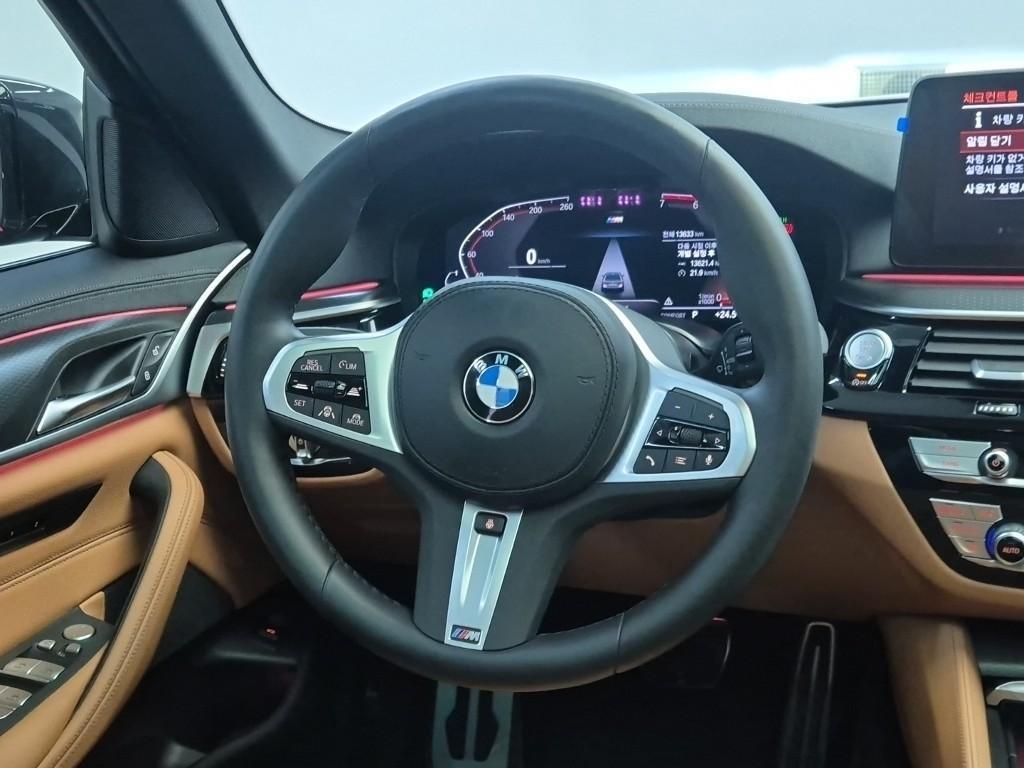 BMW 5 Series - Vista 9