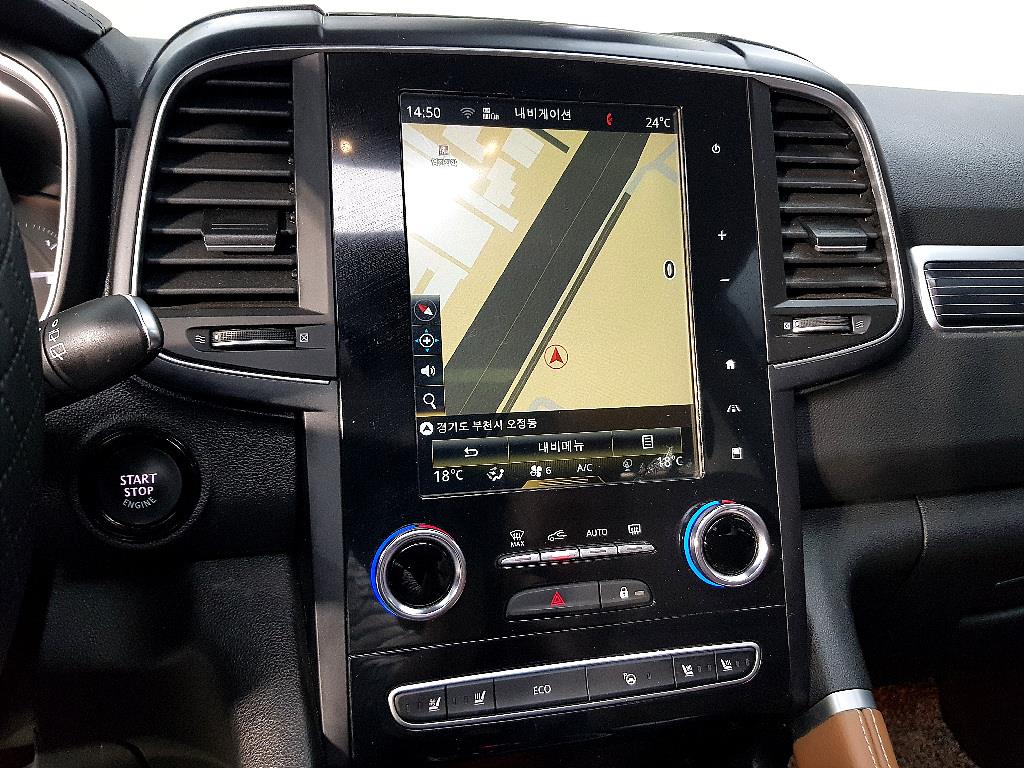 SAMSUNG QM6 - Vista 11