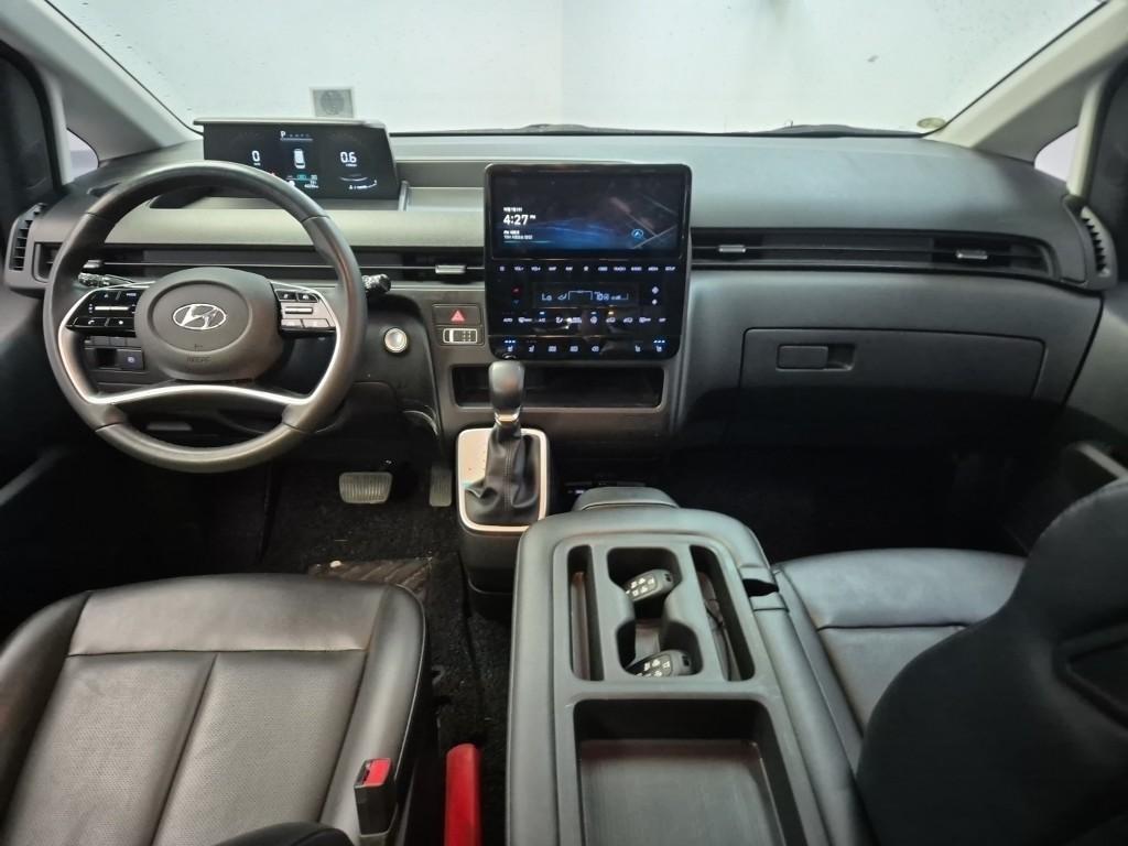 HYUNDAI Staria - Vista 7