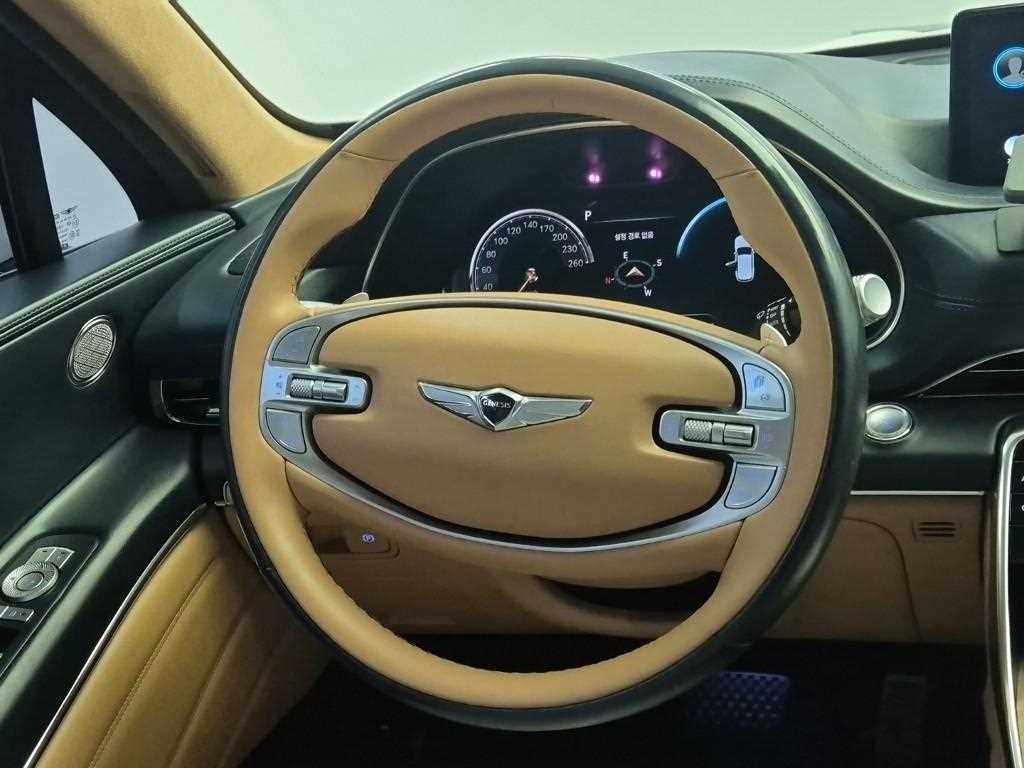 Genesis GV80 - Vista 9