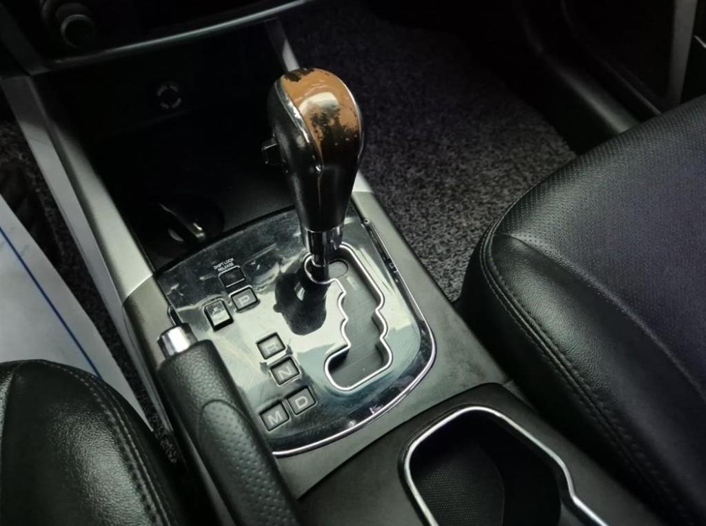 Ssangyong Korando - Vista 8