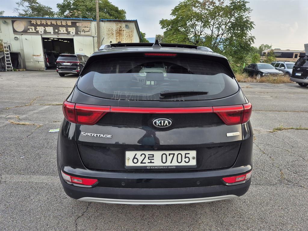 KIA Sportage - Vista 4