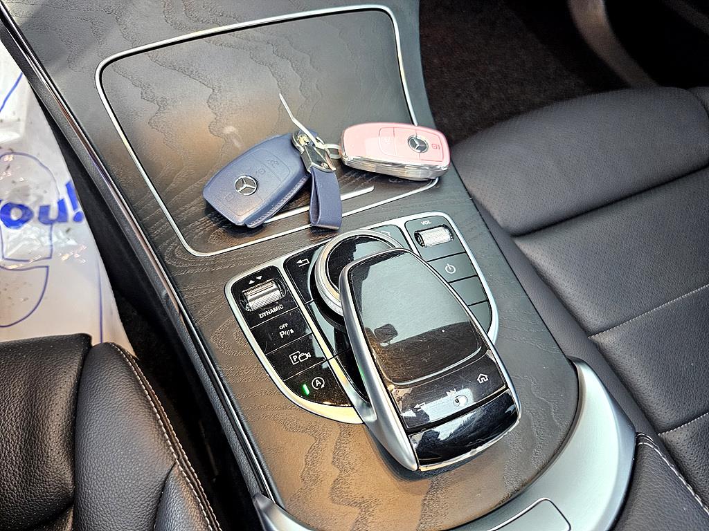 Mercedes Benz C Class 2019 Blanco - Importación desde Corea - HF Imports Iquique - Foto 14