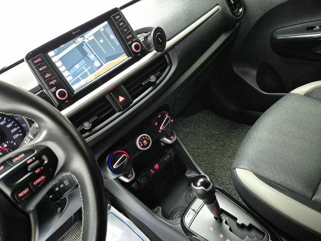 KIA Morning - Vista 10