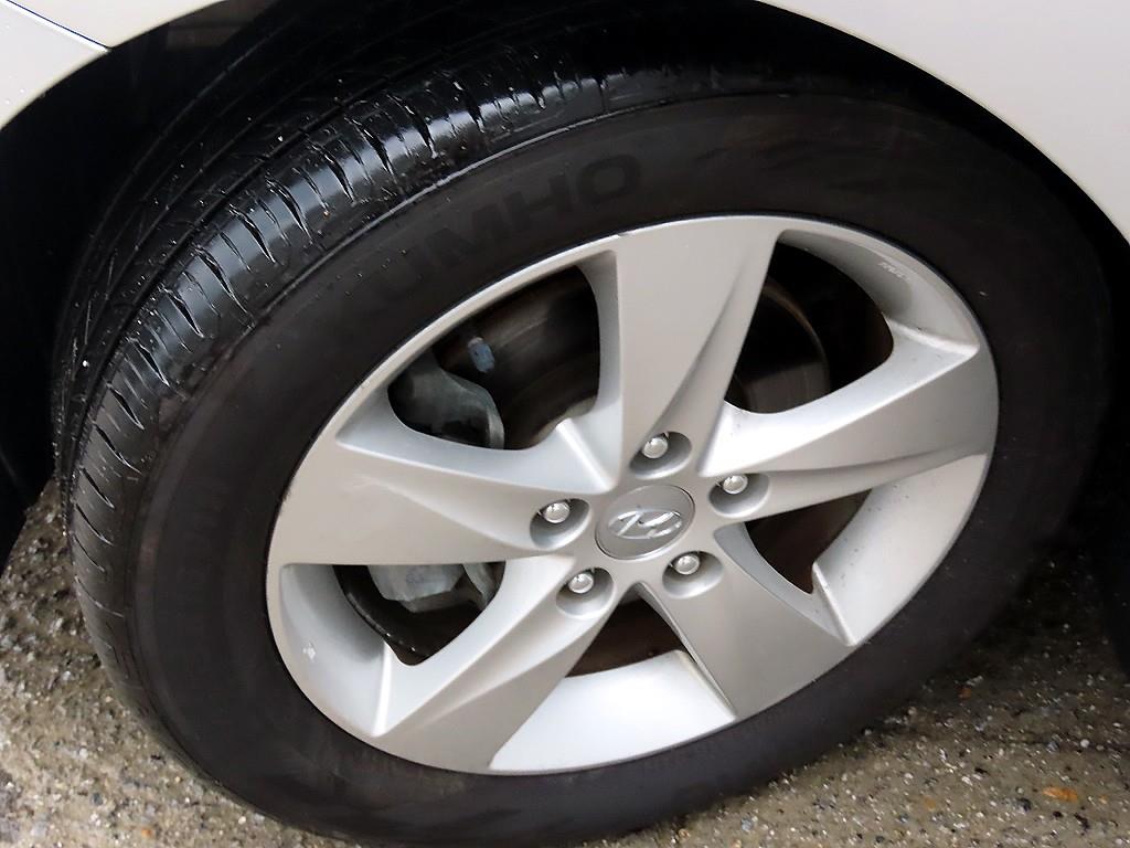 HYUNDAI Avante 2013 Plateado - Importación desde Corea - HF Imports Iquique - Foto 17