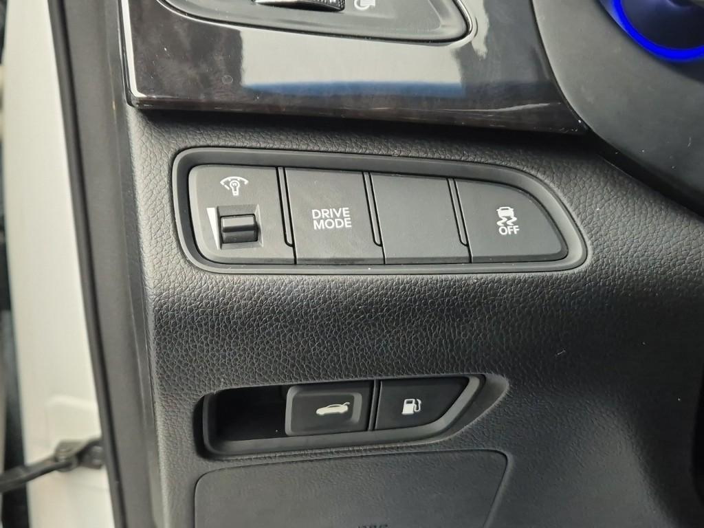 HYUNDAI Grandeur 2016 Blanco - Importación desde Corea - HF Imports Iquique - Foto 18