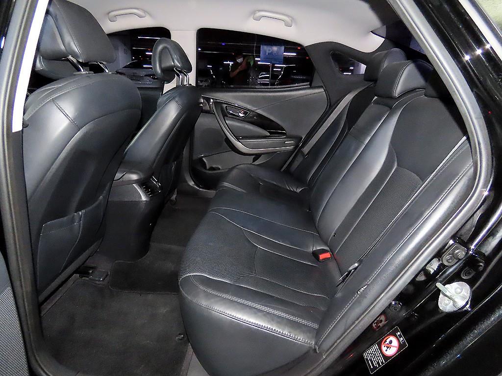 HYUNDAI Grandeur - Vista 7