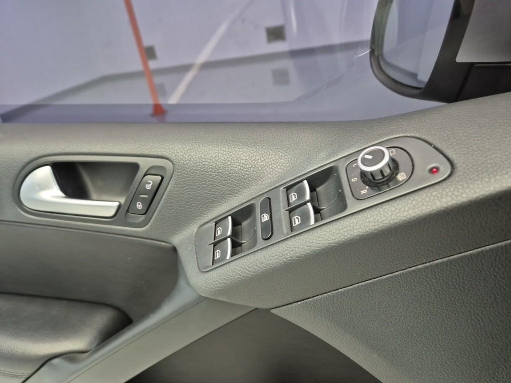 Volkswagen Tiguan - Vista 6
