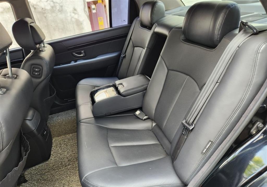 KIA Opirus - Vista 5