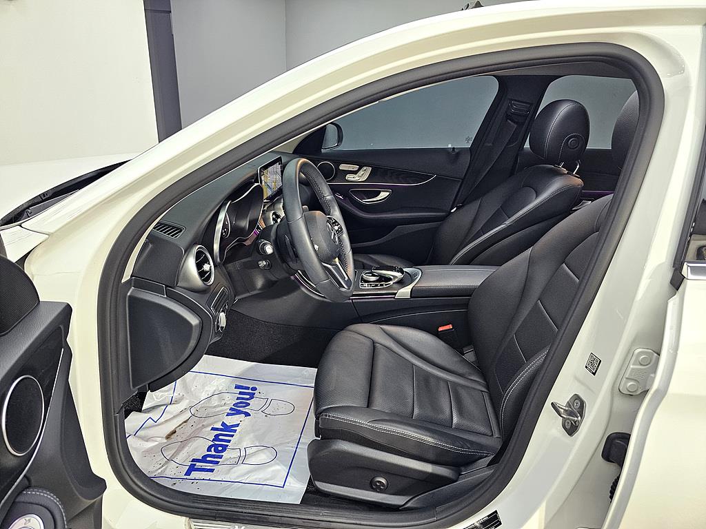 Mercedes Benz C Class - Vista 8