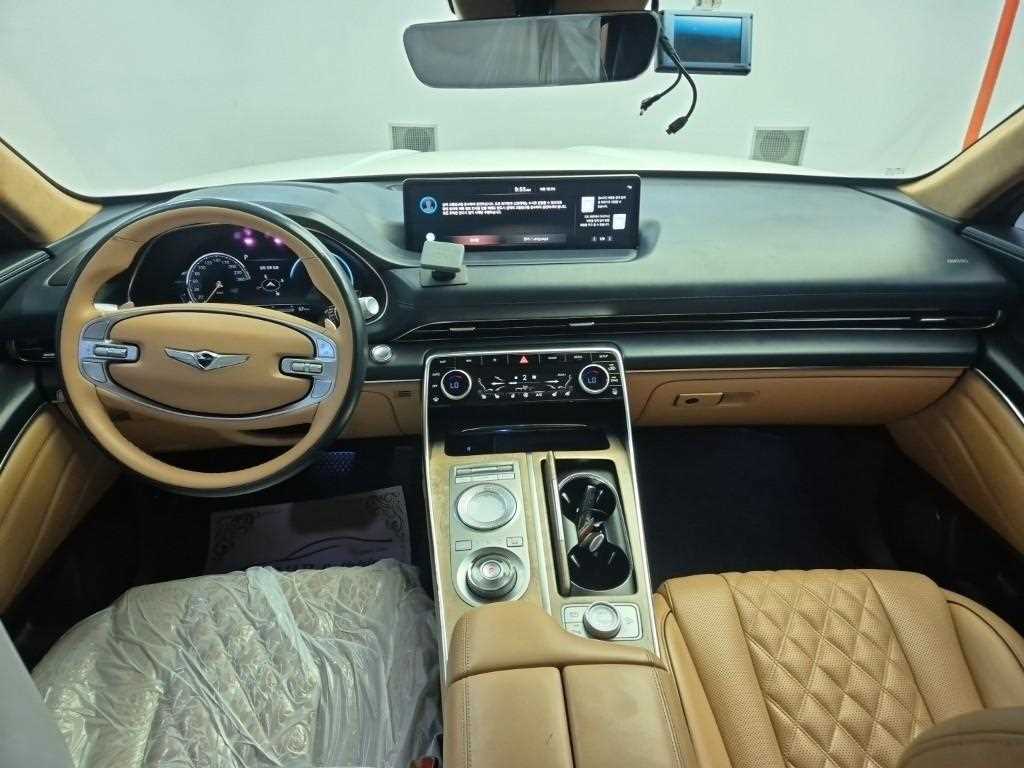 Genesis GV80 - Vista 7