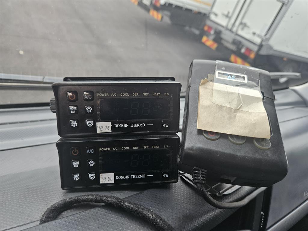 medium and large cargo truck 2021 Blanco - Importación desde Corea - HF Imports Iquique - Foto 13