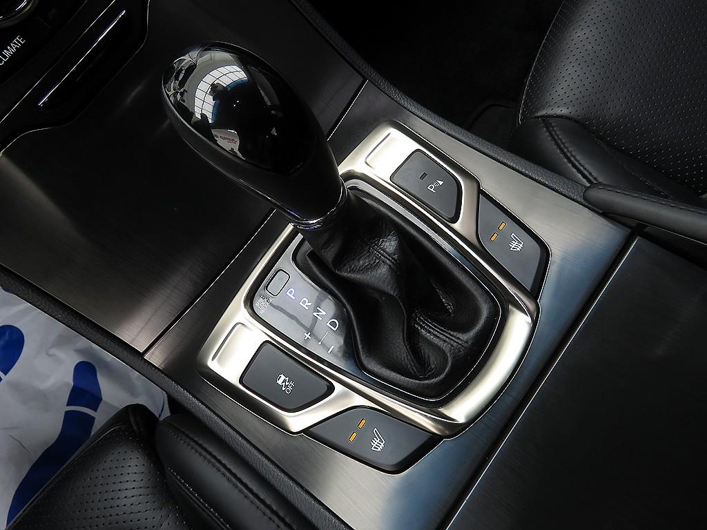 HYUNDAI Grandeur 2013 Gris - Importación desde Corea - HF Imports Iquique - Foto 15