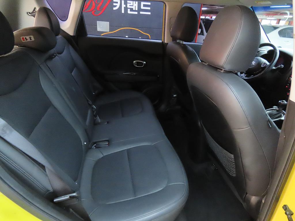 KIA Soul - Vista 6