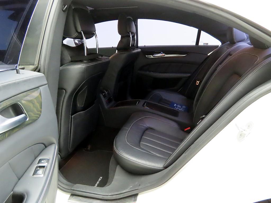 Mercedes Benz CLS Class 2014 the color of pearl - Importación desde Corea - HF Imports Iquique - Foto 13