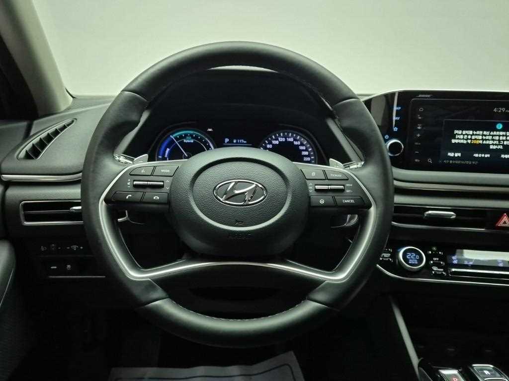 HYUNDAI Sonata - Vista 9