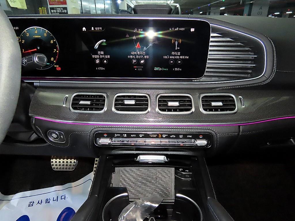 Mercedes Benz GLE Class - Vista 11