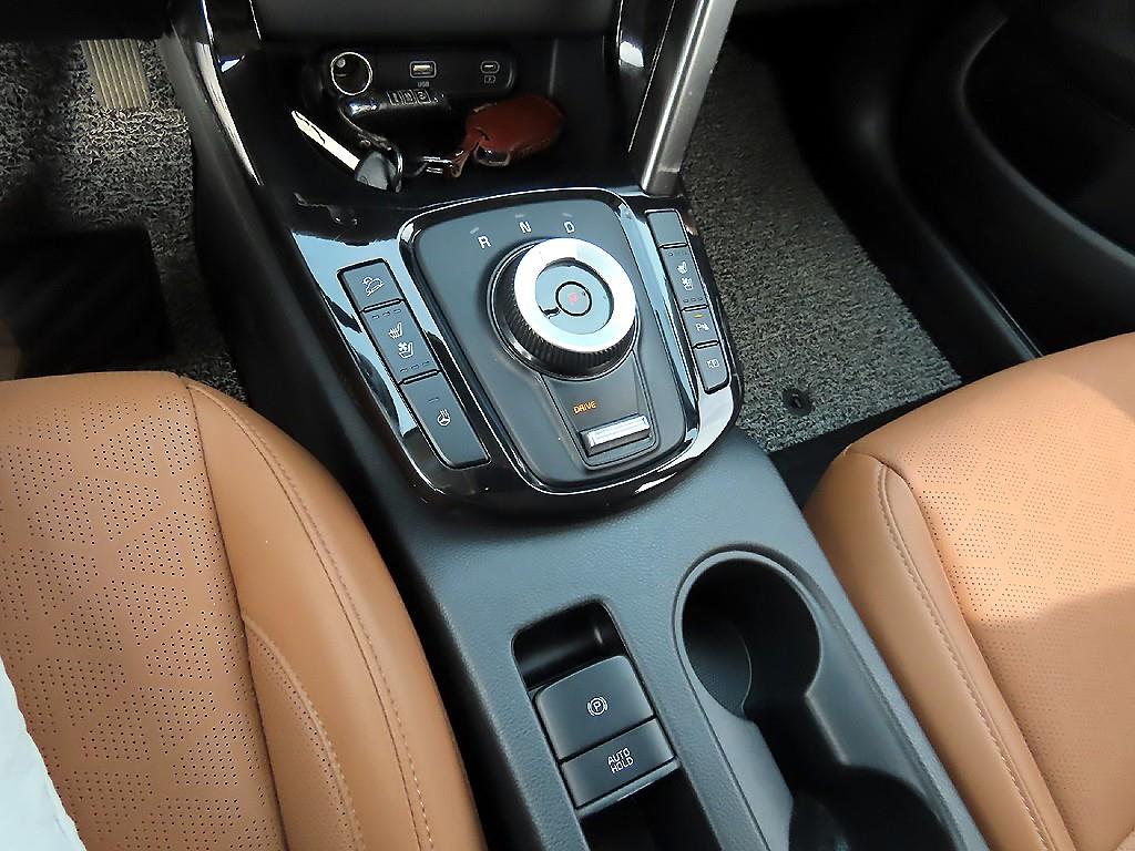 KIA Seltos - Vista 10