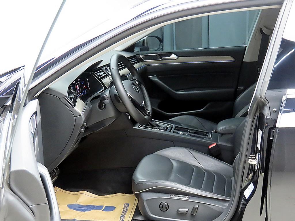 Volkswagen Arteon - Vista 5