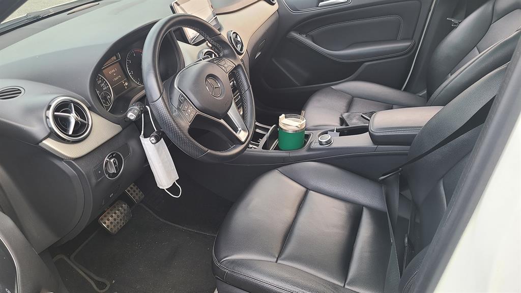 Mercedes Benz B Class (MY B) - Vista 5