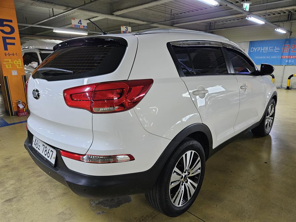 KIA Sportage - Vista 4