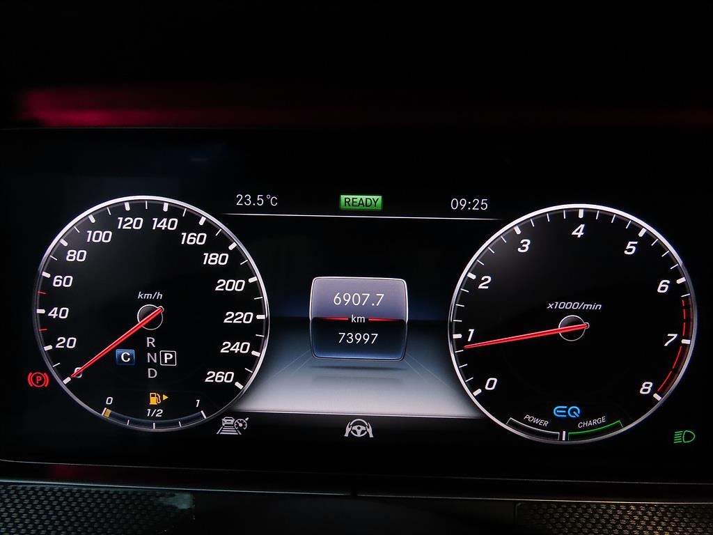 Mercedes Benz E class - Vista 9