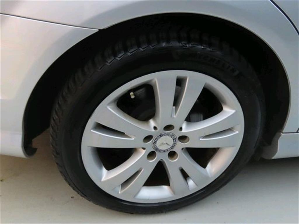 Mercedes Benz C Class 2009 Plateado - Importación desde Corea - HF Imports Iquique - Foto 18