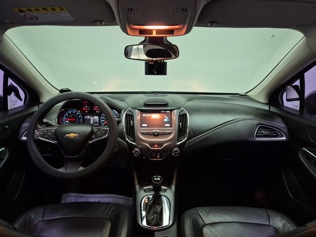 Chevrolet Cruise - Vista 8