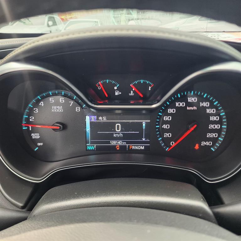 Chevrolet Impala - Vista 10