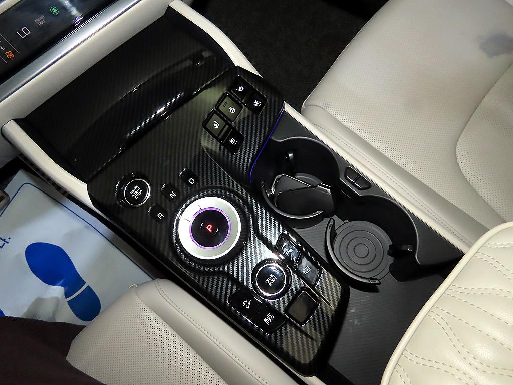 KIA Sportage - Vista 12