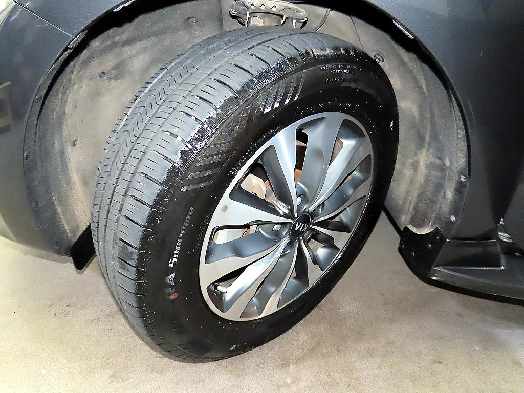 KIA Carnival 2015 Gris - Importación desde Corea - HF Imports Iquique - Foto 20