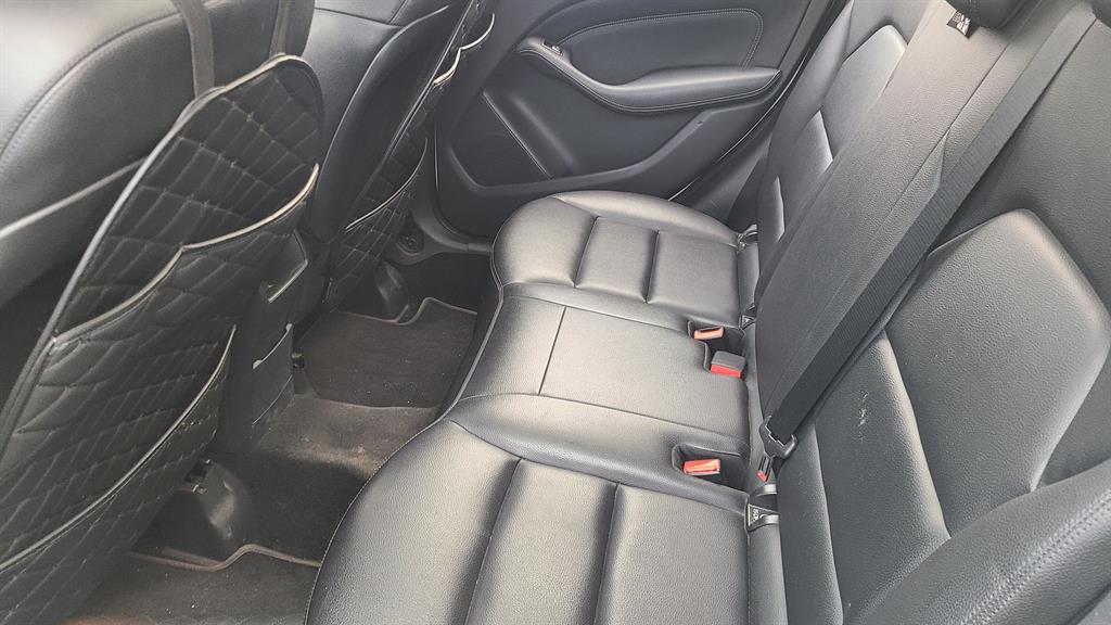 Mercedes Benz B Class (MY B) - Vista 6