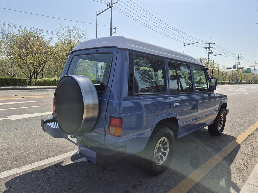 HYUNDAI Galloper 1994 skyblue - Importación desde Corea - HF Imports Iquique - Foto 15