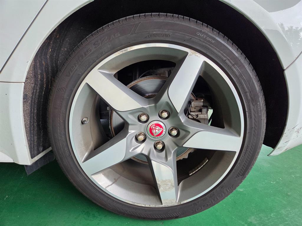 Jaguar XE 2019 Blanco - Importación desde Corea - HF Imports Iquique - Foto 20