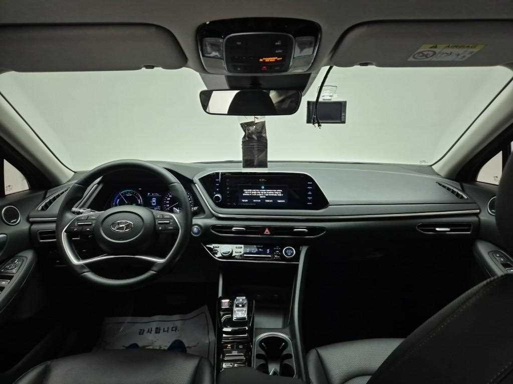 HYUNDAI Sonata - Vista 7