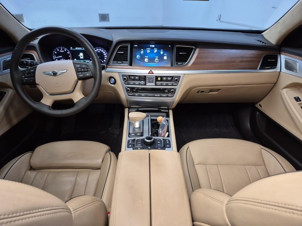 Genesis G80 - Vista 7