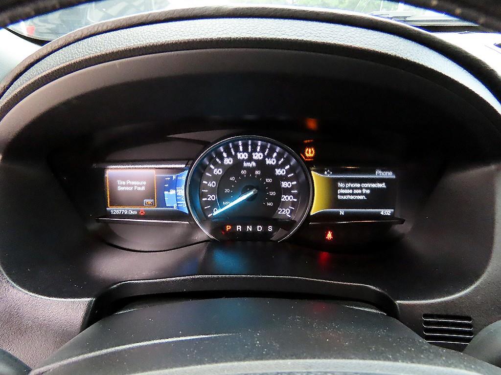 Ford Explorer - Vista 9