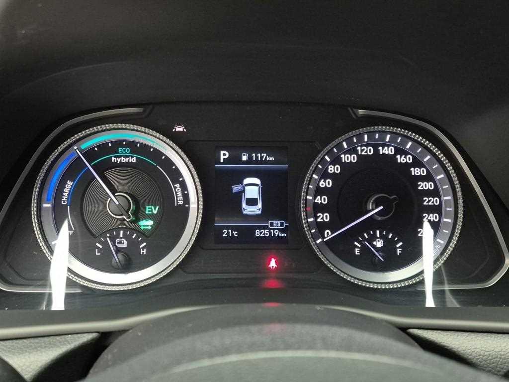 HYUNDAI Sonata - Vista 6