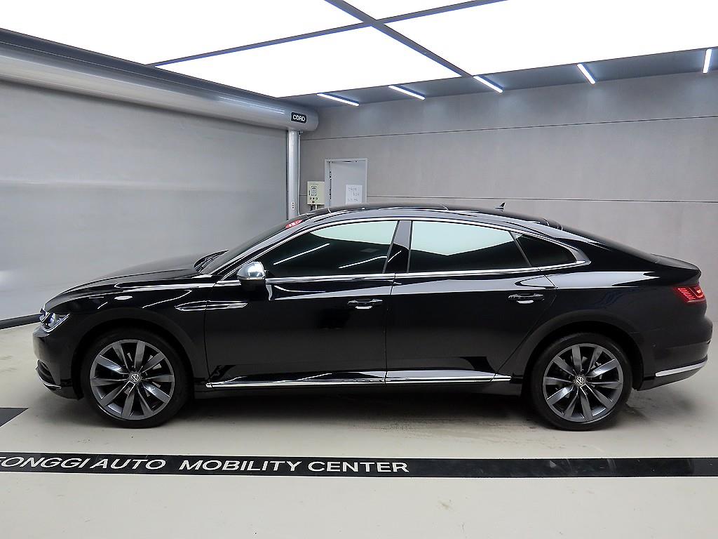 Volkswagen Arteon - Vista 4