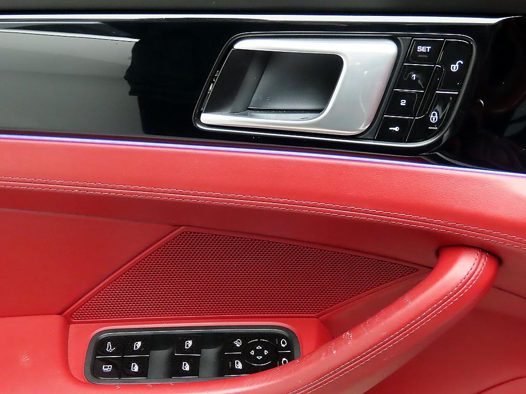 Porsche Panamera - Vista 11