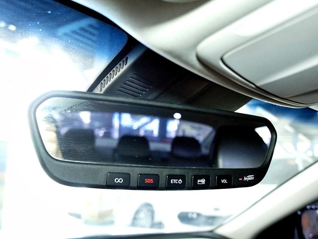 Genesis G70 2019 Blanco - Importación desde Corea - HF Imports Iquique - Foto 12