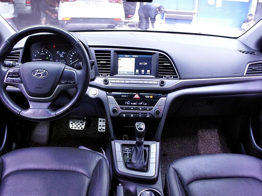 HYUNDAI Avante 2016 Blanco - Importación desde Corea - HF Imports Iquique - Foto 7