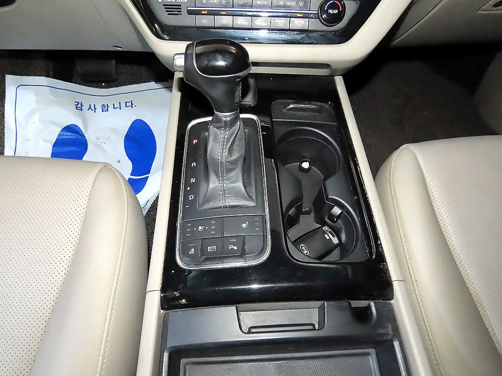 KIA Carnival 2015 Gris - Importación desde Corea - HF Imports Iquique - Foto 13