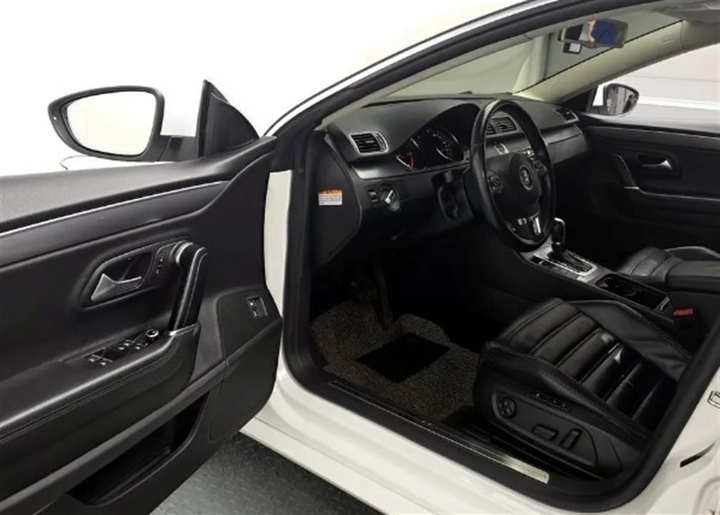 Volkswagen CC - Vista 9