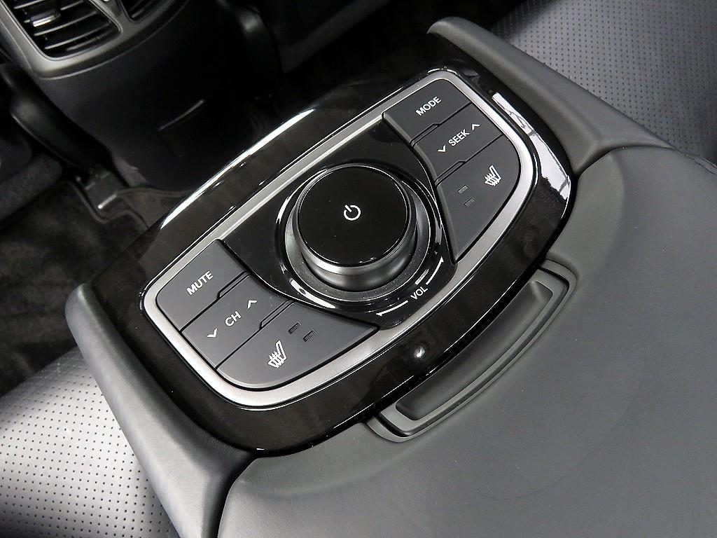 HYUNDAI Grandeur - Vista 8