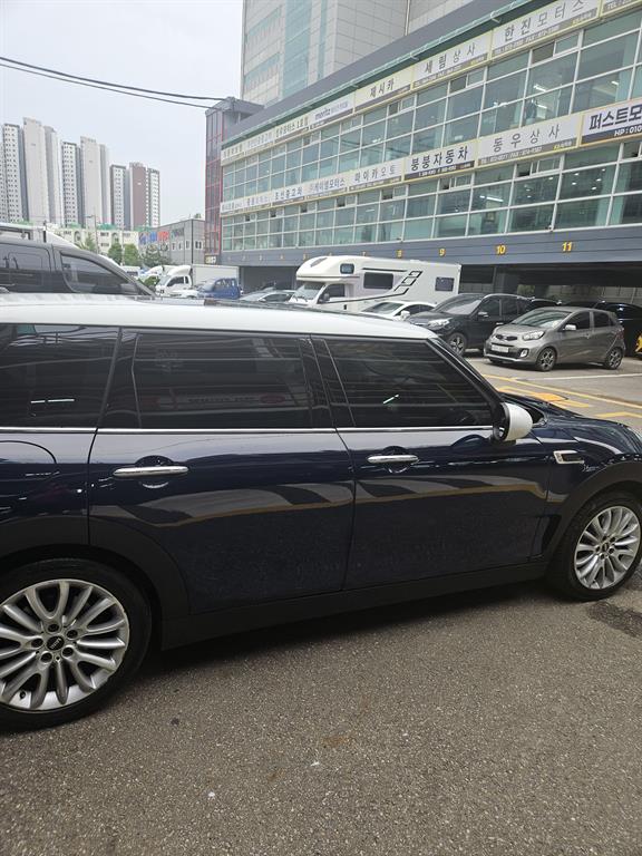 Mini Clubman - Vista 4