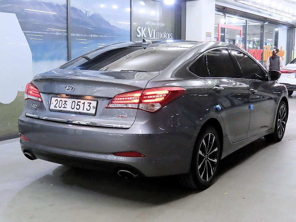 HYUNDAI i40 - Vista 4