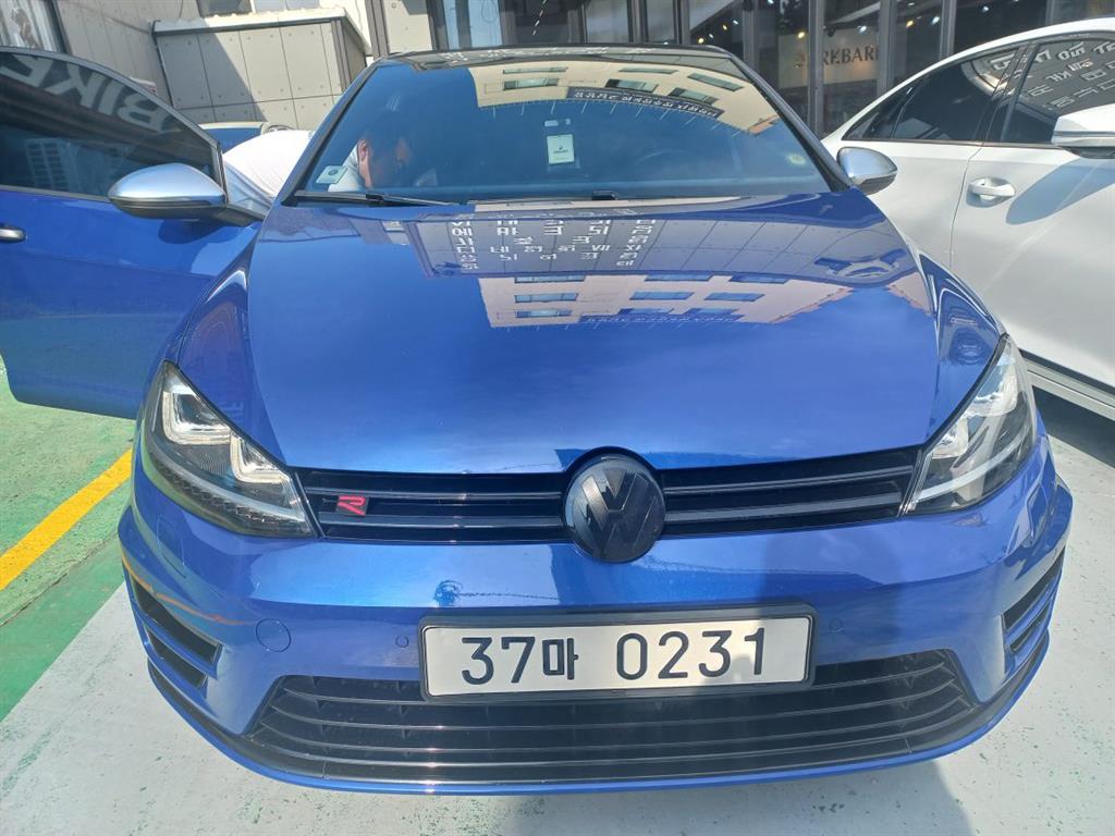Volkswagen Golf 2016 Azul - Importación desde Corea - HF Imports Iquique - Foto 1