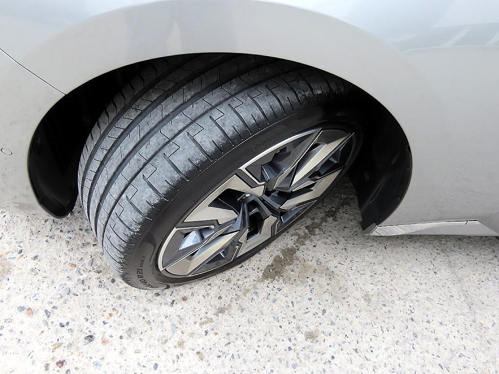 BMW 7 Series 2024 Plateado - Importación desde Corea - HF Imports Iquique - Foto 20